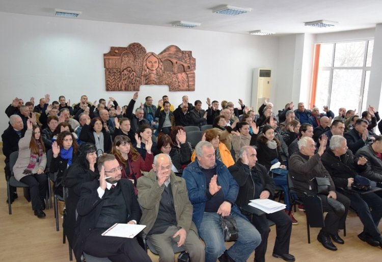 ДПС в Ардино номинира за водачи на листата Ахмед Доган и Мустафа Карадайъ