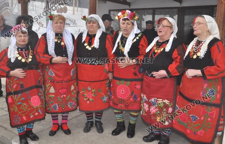 Цар на лозята избраха в Голямо Асеново на Трифоновден