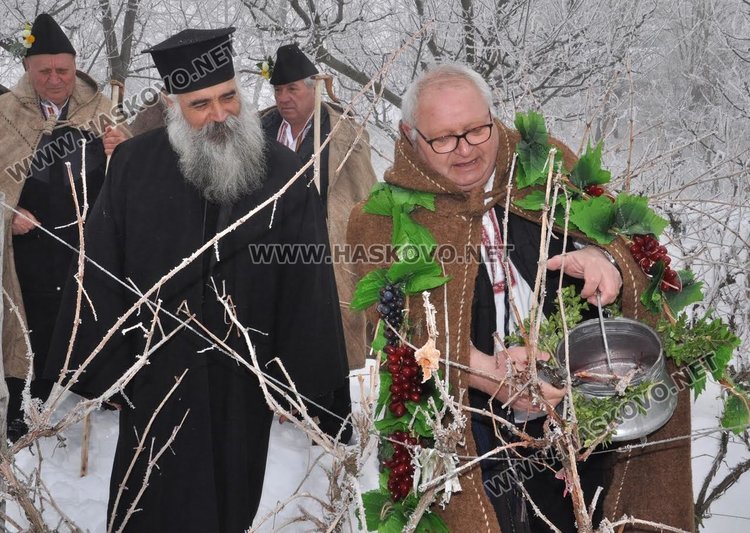 За Цар на лозята бе избран отново 63-годишният Господин Господинов