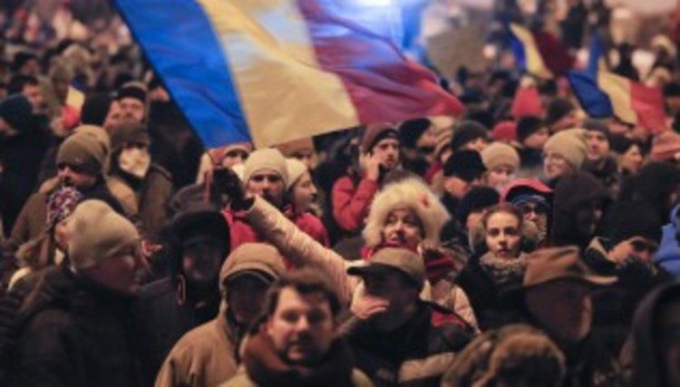 Скандал в Румъния: Много политици ще избегнат присъди