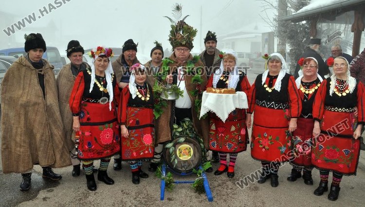 Цар на лозята избраха в Голямо Асеново на Трифоновден