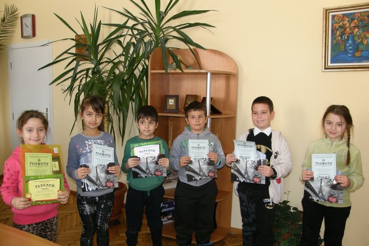 Отличиха славейковци, победители в две състезания