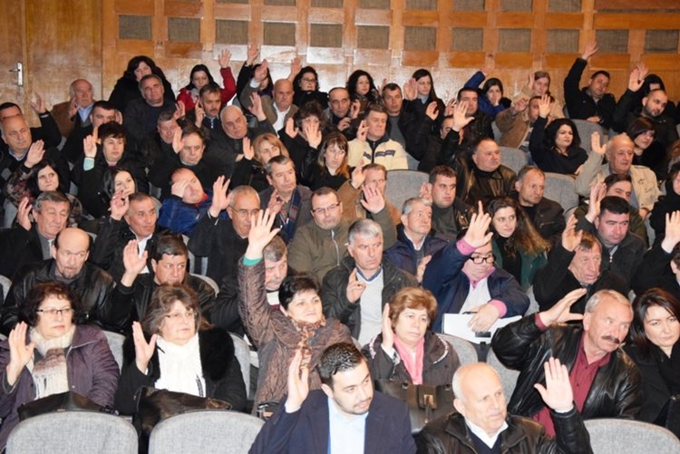 ДПС в Кърджали номинира за водачи на листата Ахмед Доган, Мустафа Карадайъ и Хасан Азис