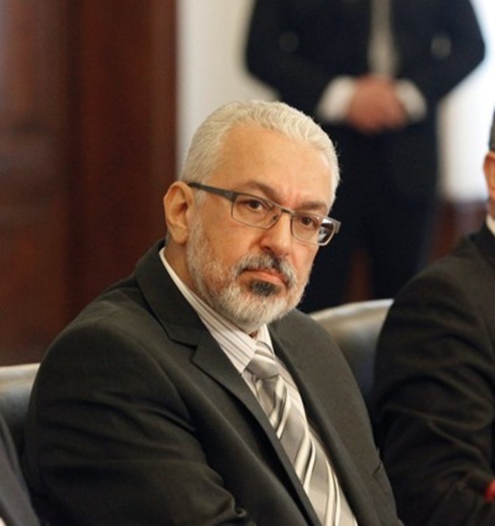 Две поколения не са ваксинирани, алармира Илко Семерджиев