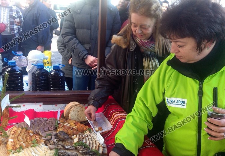 На празник на мераклийското мезе, Широка лъка смая стотици с домашни суджуци и сланина по стара родопска рецепта