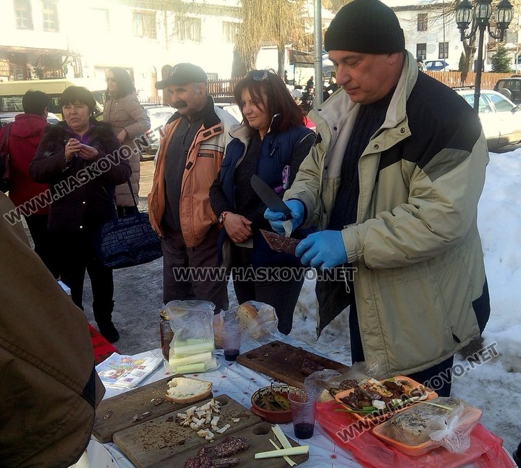 На празник на мераклийското мезе, Широка лъка смая стотици с домашни суджуци и сланина по стара родопска рецепта