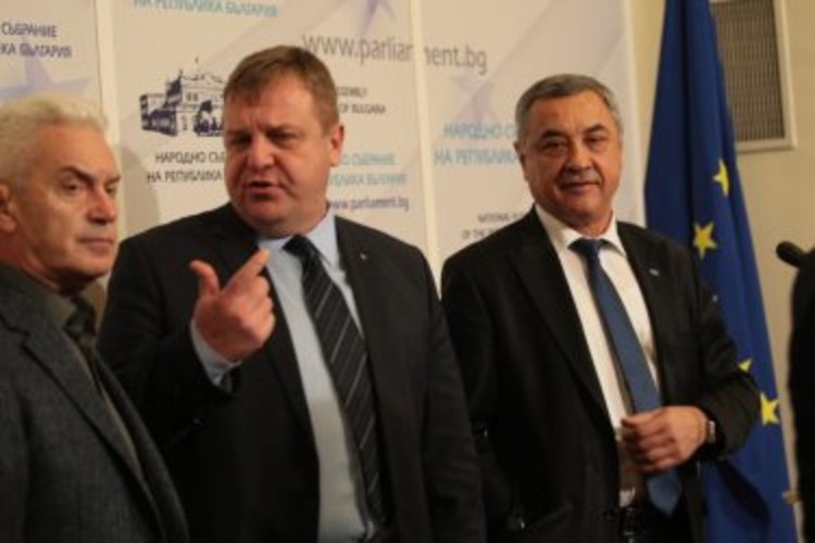 НФСБ, Атака и ВМРО внесоха документи за общо явяване на изборите