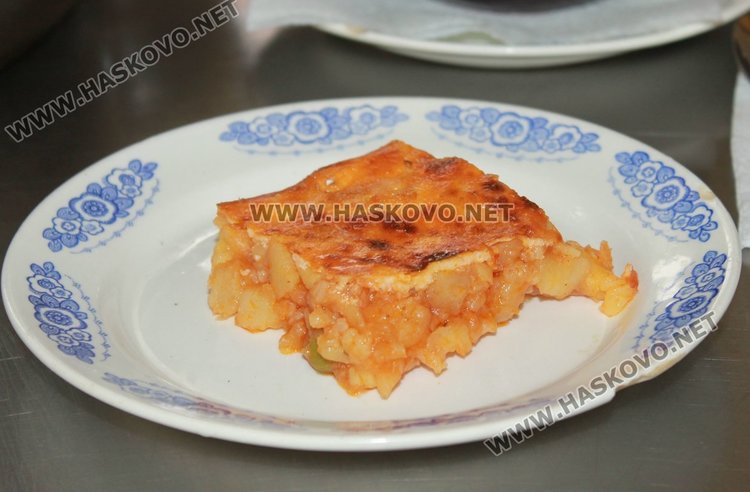 Храната, която се предлага отговаря на качеството, казва наемателят