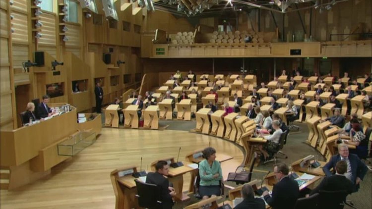 Парламентът на Шотландия символично отхвърли Брекзита