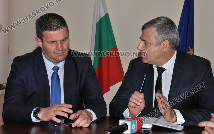 бившият и новият областен на Хасково разговаряха  с убедеността, че пубаво да има приемственост на поста