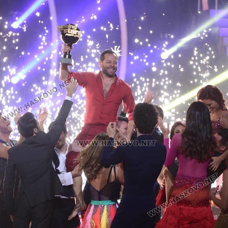 Павлина и Ники от „Гранд“ със 100 хореографии за звездите в токшоу в Ливан