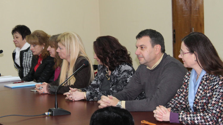 Въвеждат обучение след работа в гимназия, в Баните ще учат за хотелиери