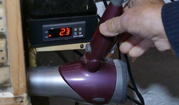 Сушилник от сешоар си направи първомайски пчелар