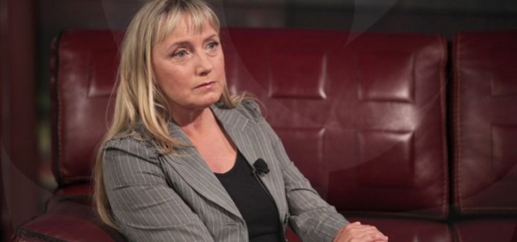 Елена Йончева води листата на БСП за Хасково