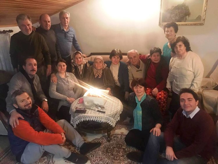 Баба Фатма от Бурса: България ме научи на труд