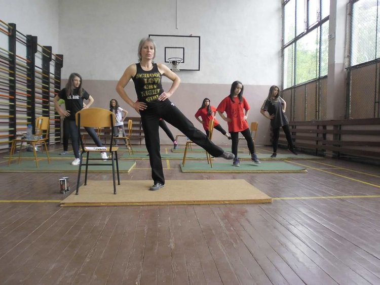 След 34 години Община Смолян подмени дограмата във физкултурния салон на ОУ „Юрий Гагарин”