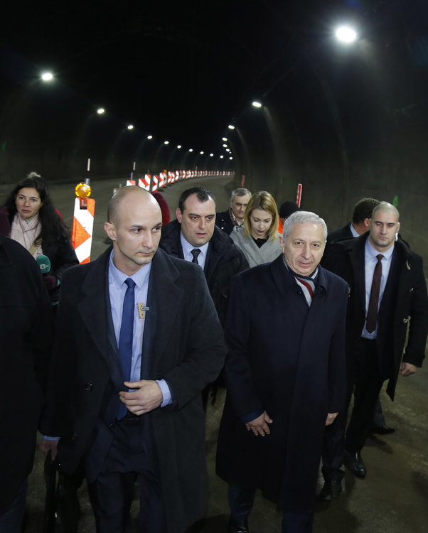 Премиерът Герджиков: За 5 дни на "Ечемишка" се свърши работа за 5 години