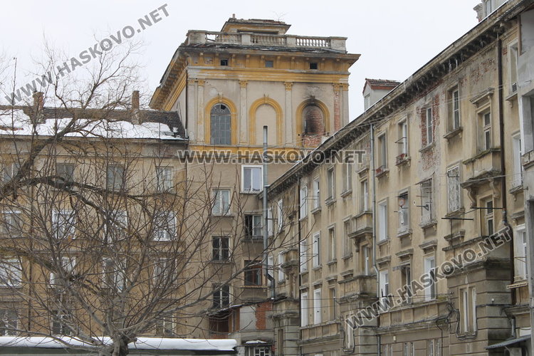 Старите тухлени блокове по бул."Благоев" и по бул."България" в Димитровград не са паметници на културата
