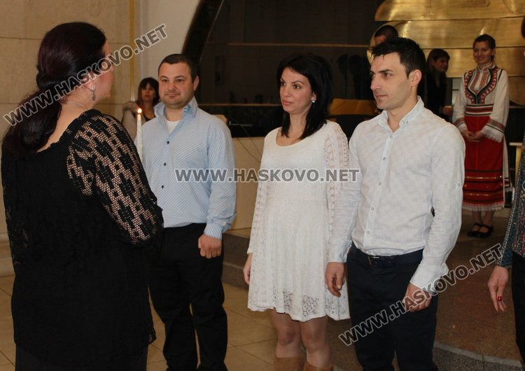 Влюбени двойки сключиха граждански брак на Св.Валентин 