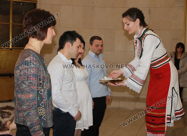 Влюбени двойки сключиха граждански брак на Св.Валентин 