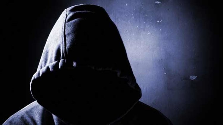 Бит и ограбен: Нападнаха мъж, взеха му златните накити