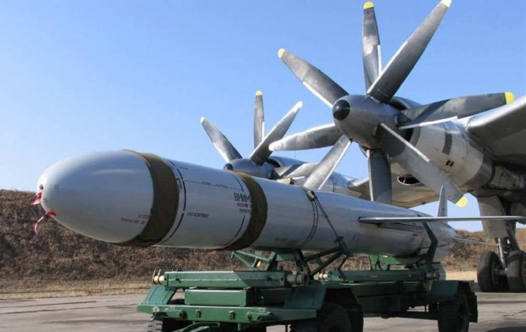 Вашингтон обвинява Русия за забранена крилата ракета