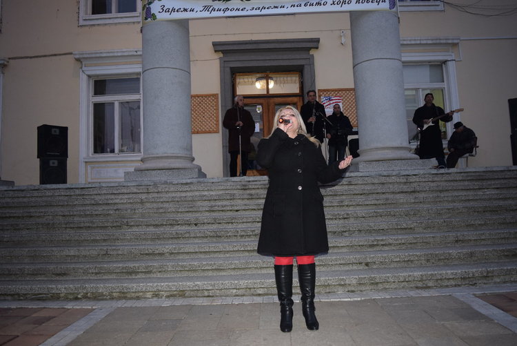 Музика на живо