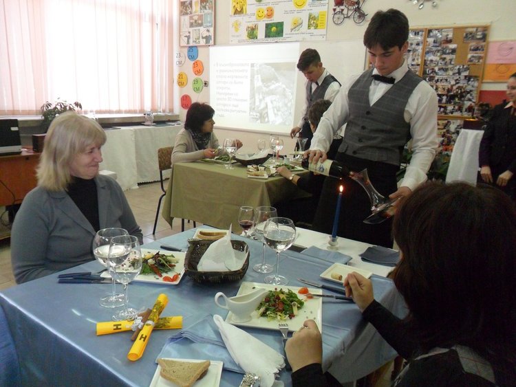 Училищен кръг на състезанията по професии в Гимназията с вкус