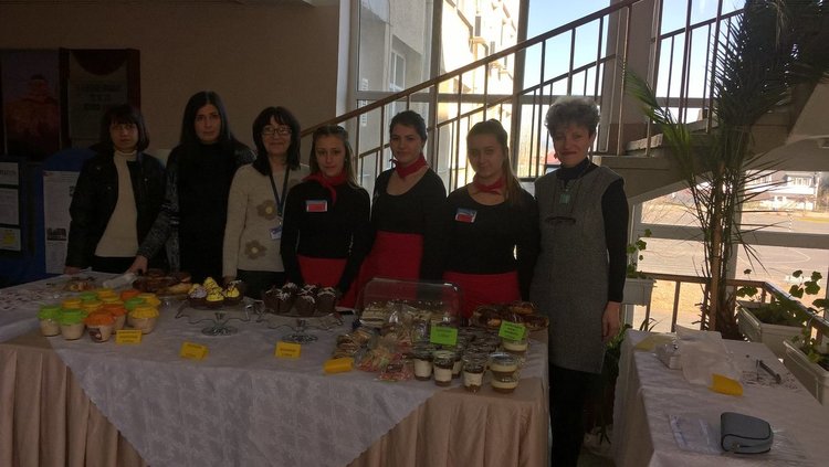 Сладки изкушения в гимназията по туризъм