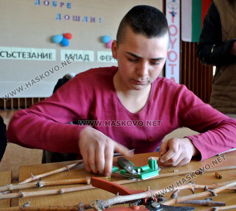 Трима ученици представят Хасково в Регионалния кръг на „Млад фермер“ 