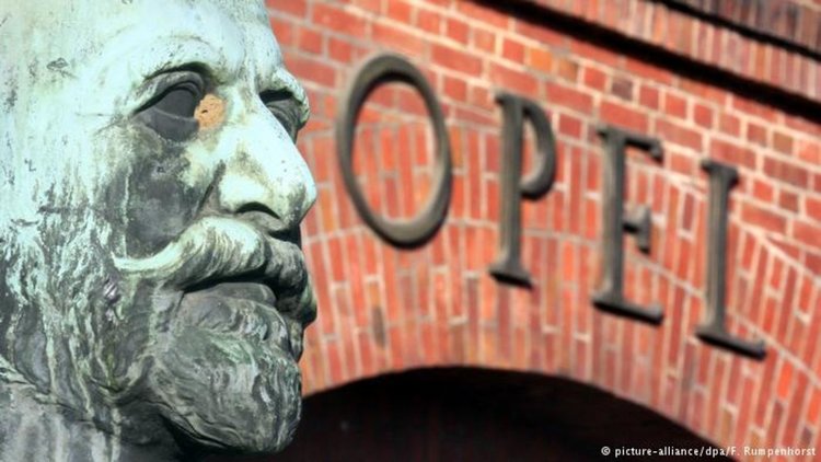 Историята на Опел - от шевна машина до кола