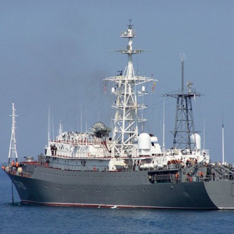 Кораб на руските ВМС се доближил до база на САЩ
