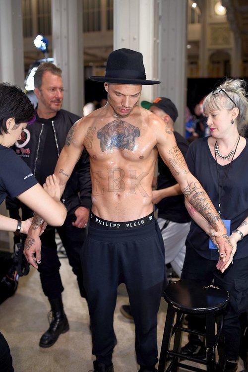  Когато Филип Плейн избере „Дявола с ангелски очи“ 