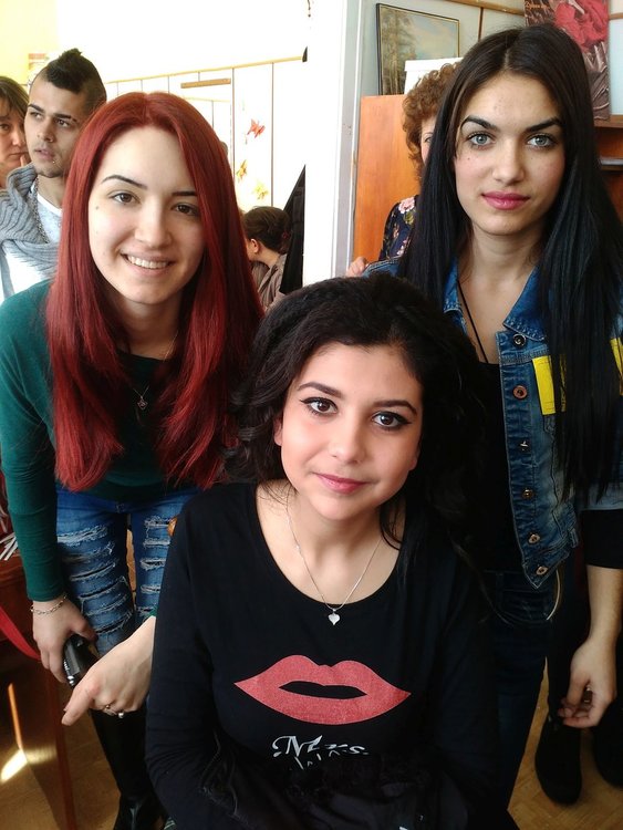 Част от Златаровите дни бе състезание по козметика