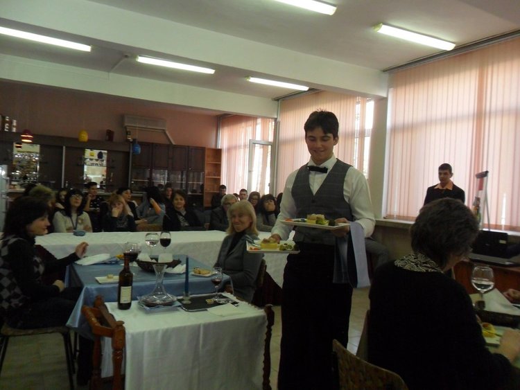 Училищен кръг на състезанията по професии в Гимназията с вкус