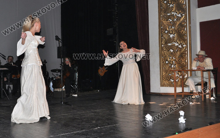 На 90 години Хасковският театър не е старец