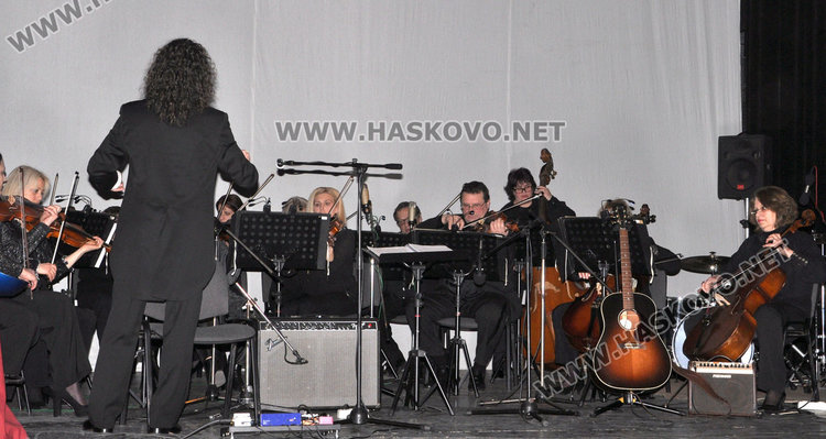 На 90 години Хасковският театър не е старец