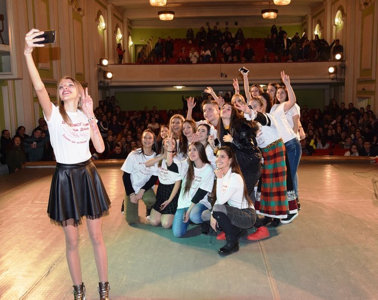 Благотворителен концерт събра 3 472 лева за лечението на Дани от Ардино