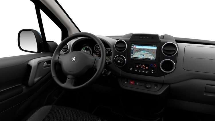 Peugeot представя електрическия ван Partner Tepee Electric 