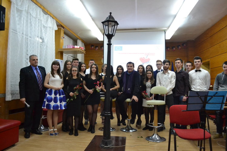  Стихове и класическа музика в помощ на Христина Стайкова