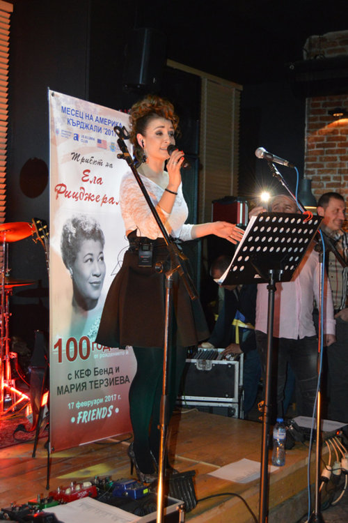 КЕФ Бенд взриви публиката с изпълнения на джаз-легендата Ела Фицджералд 