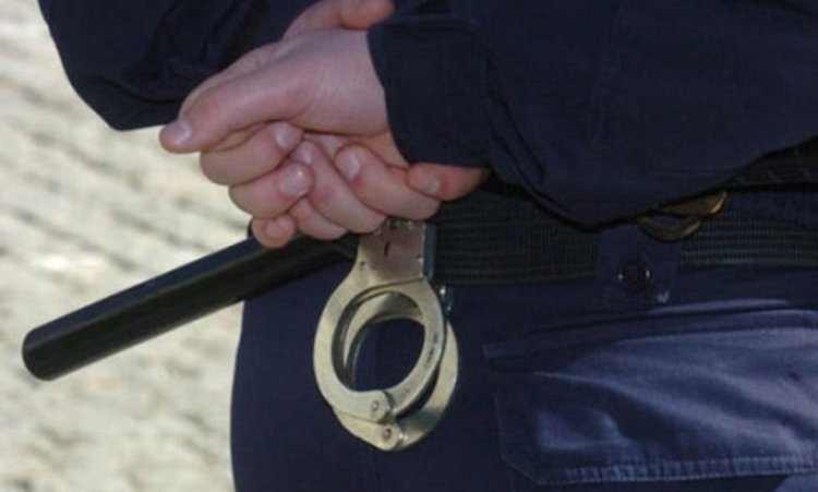 23 годишен с куп кражби, отново в ареста-задигнал камион