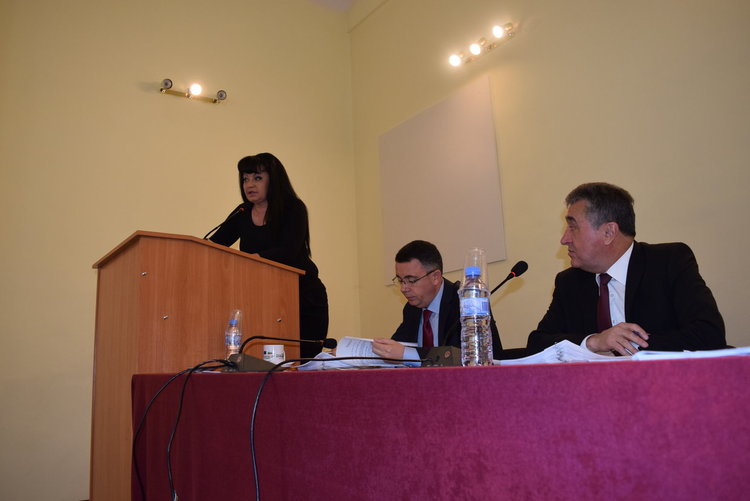 Опозицията критикува кметската програма за развитие на Кърджали,градоначалникът  запази мълчание  