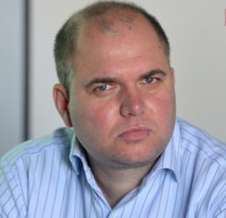 Владислав Панев