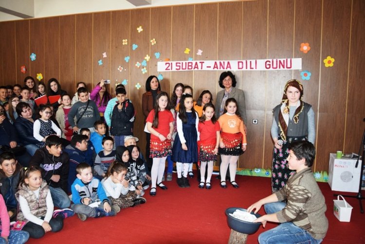 В Стремци отбелязаха Международния ден на майчиния език