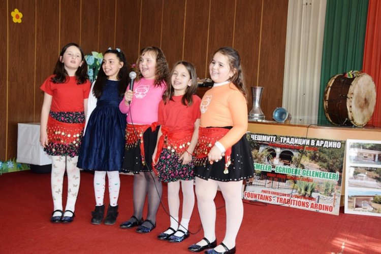 В Стремци отбелязаха Международния ден на майчиния език