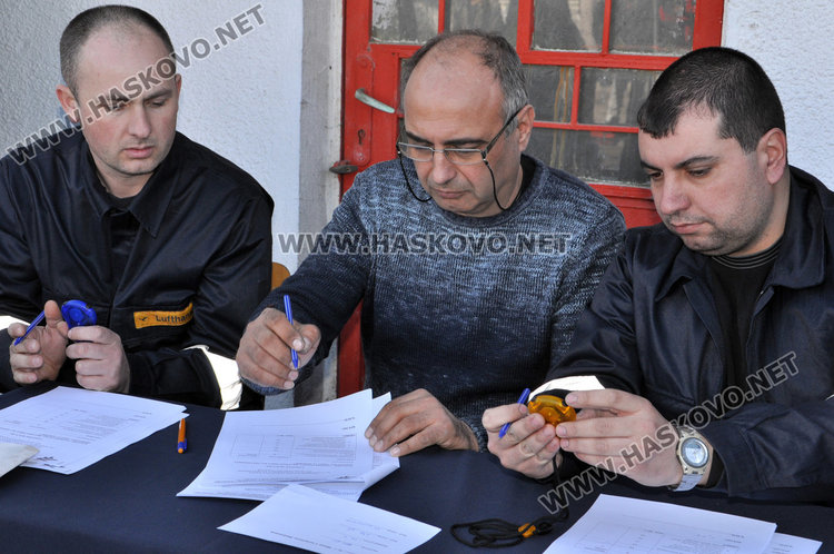 Четирима майстори от Хасково отиват на Националното състезание „Най-добър млад автомонтьор и водач“
