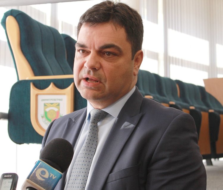 Пред медиите Димов коментира предстоящата инвестиция на "Щрабаг"