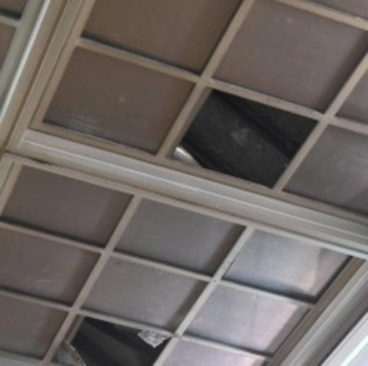 Тиксо крепи покрива на Националната библиотека