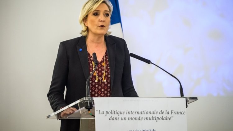 Марин льо Пен иска Франция вън от ЕС